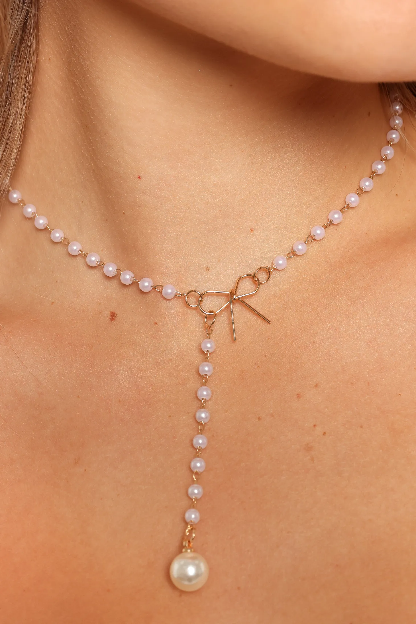 Aldo Bow Necklace