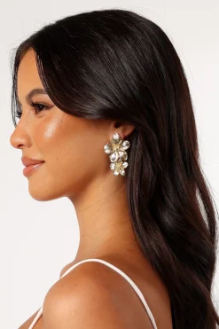 Alexa Flower Earrings