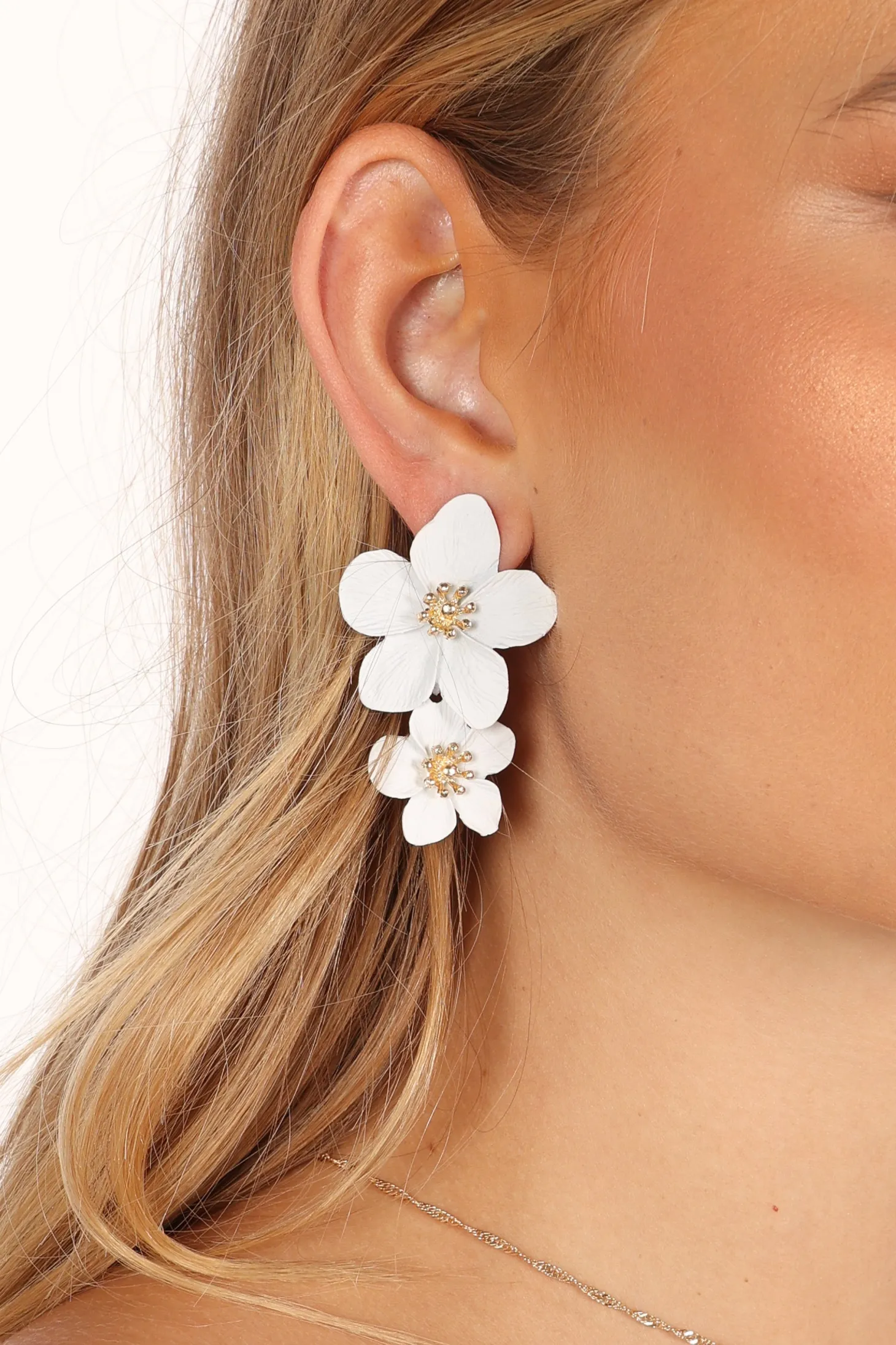 Alexa Flower Earrings