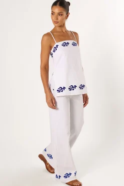Amalia Pant
