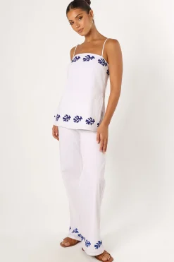Amalia Pant