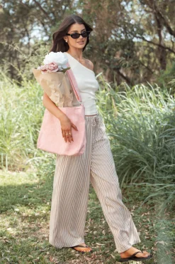 Cassidy Shoulder Bag