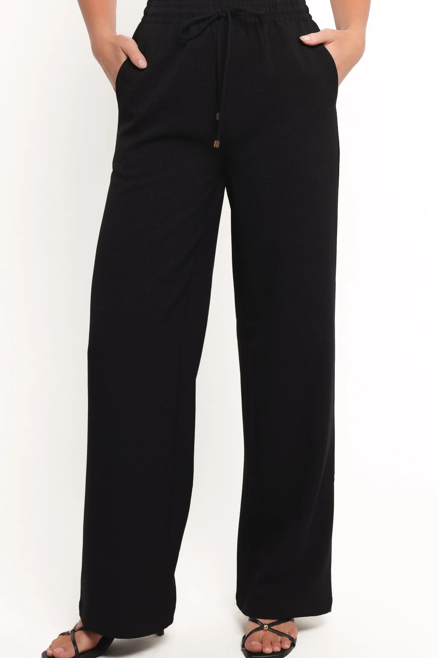 Cinch Wide Leg Crepe Pant