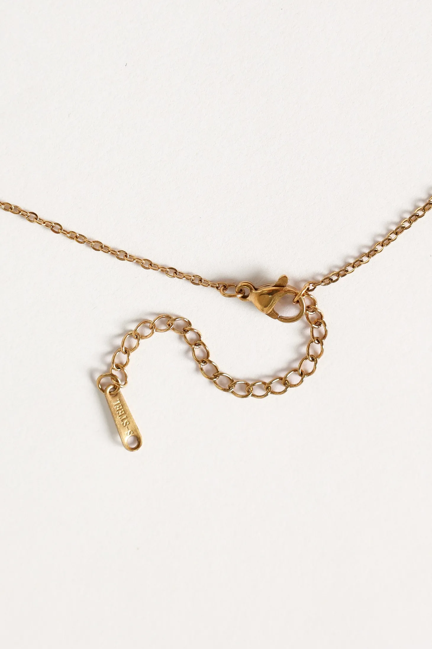 Damira Flower Necklace