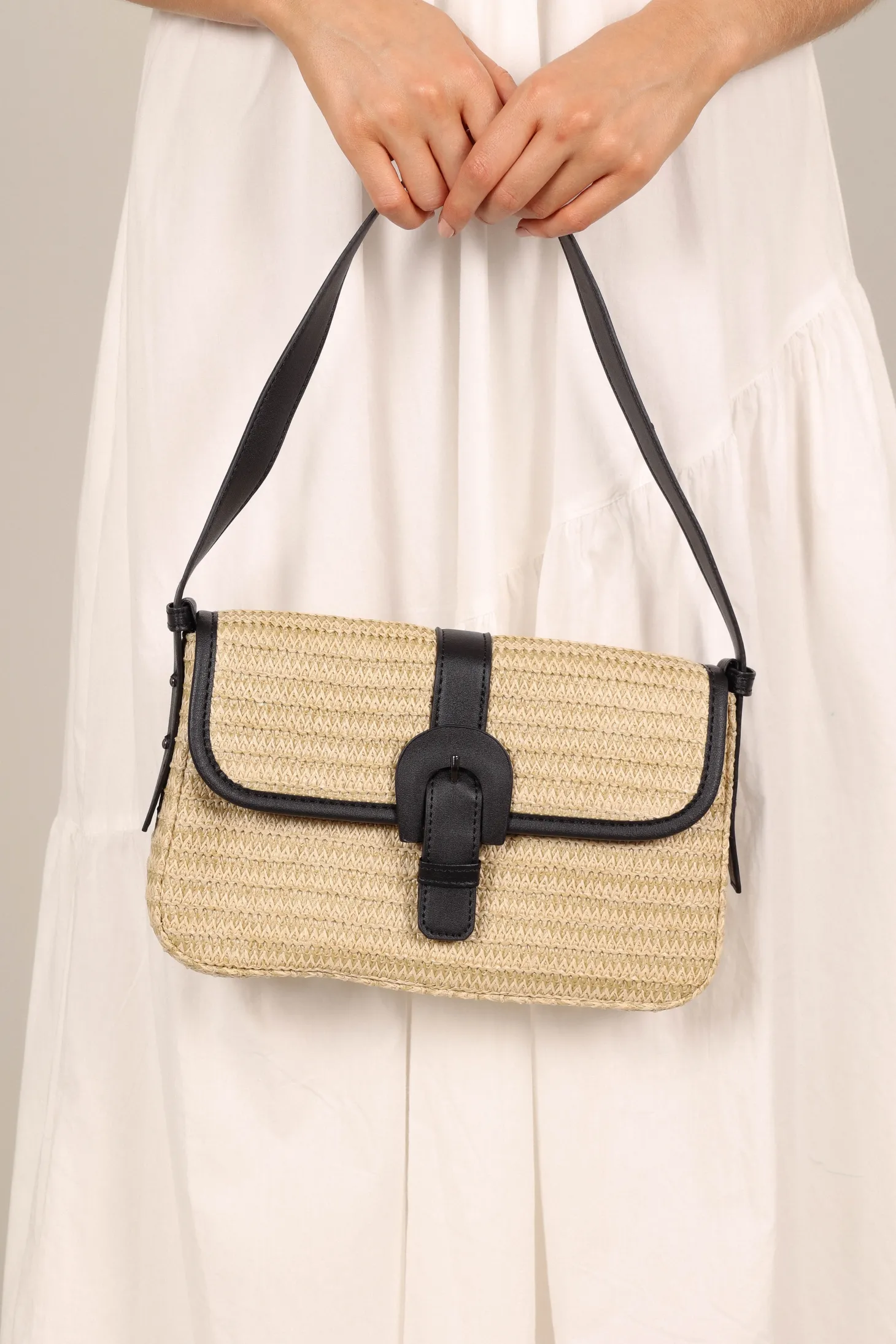 Dovie Straw Shoulder Bag