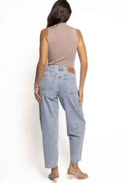 Ellis Barrel Leg Jeans