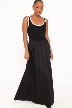 Finesse Maxi Dress