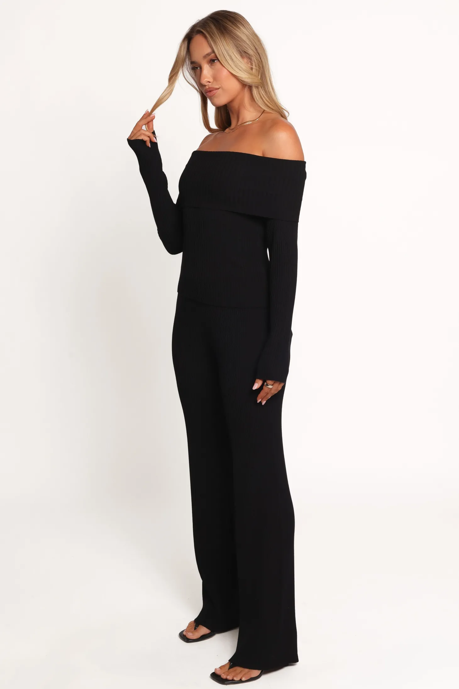 Gindie Ribbed Knit Off The Shoulder Pant Set