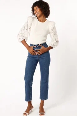 Halle Top