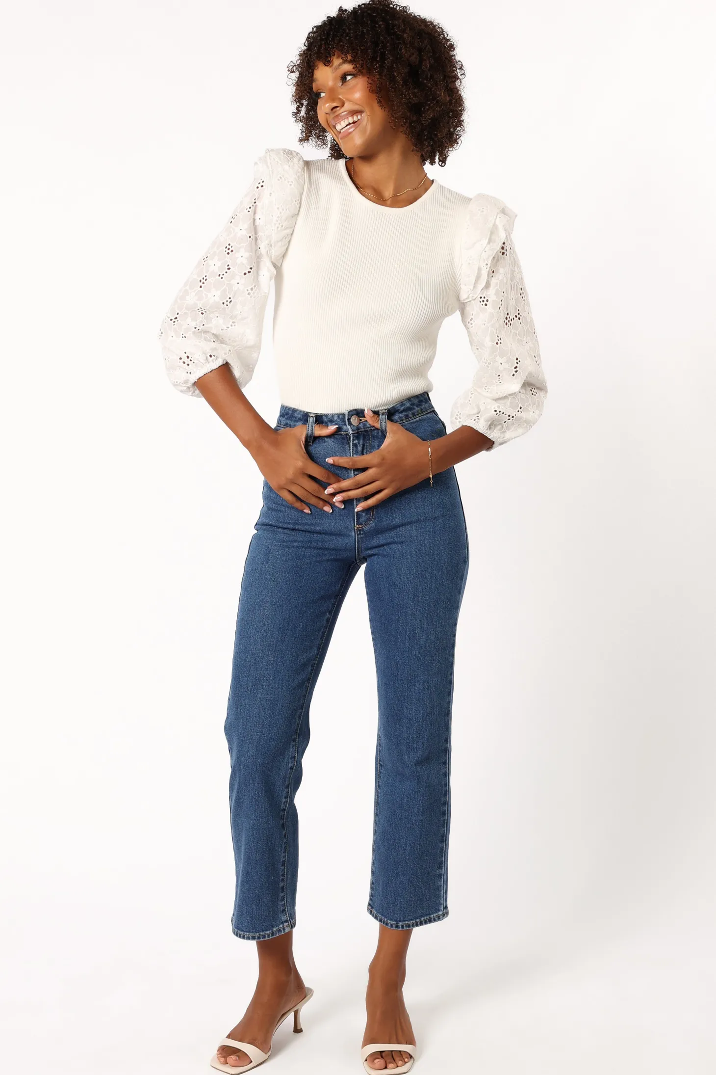 Halle Top