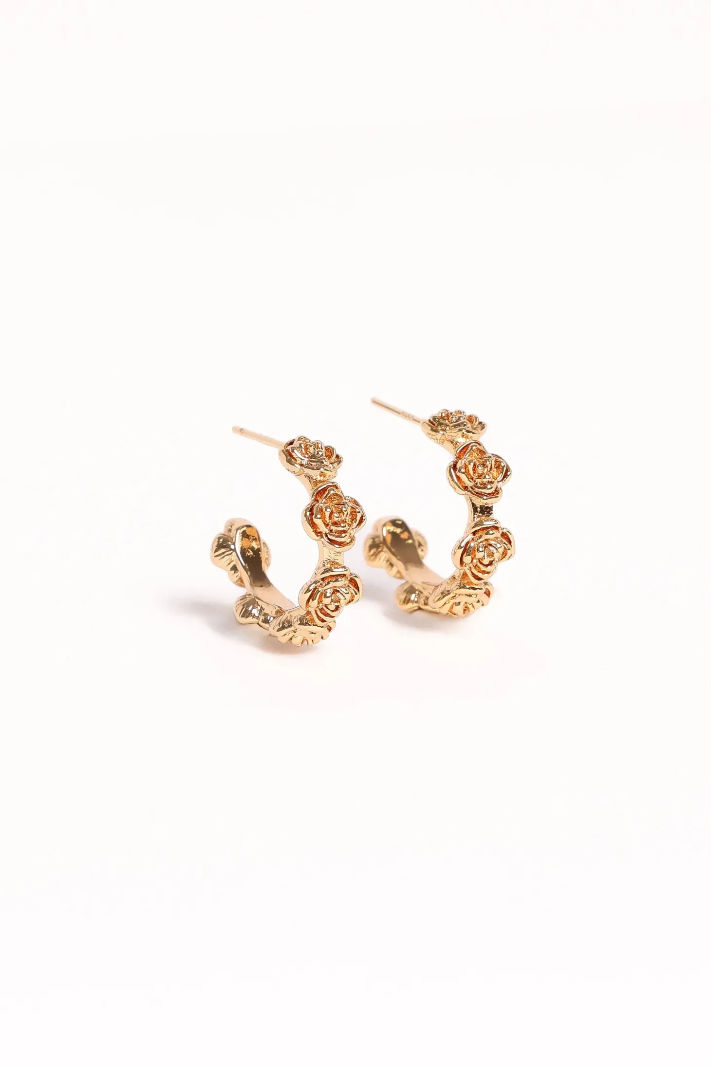 Jennie Flower Earrings