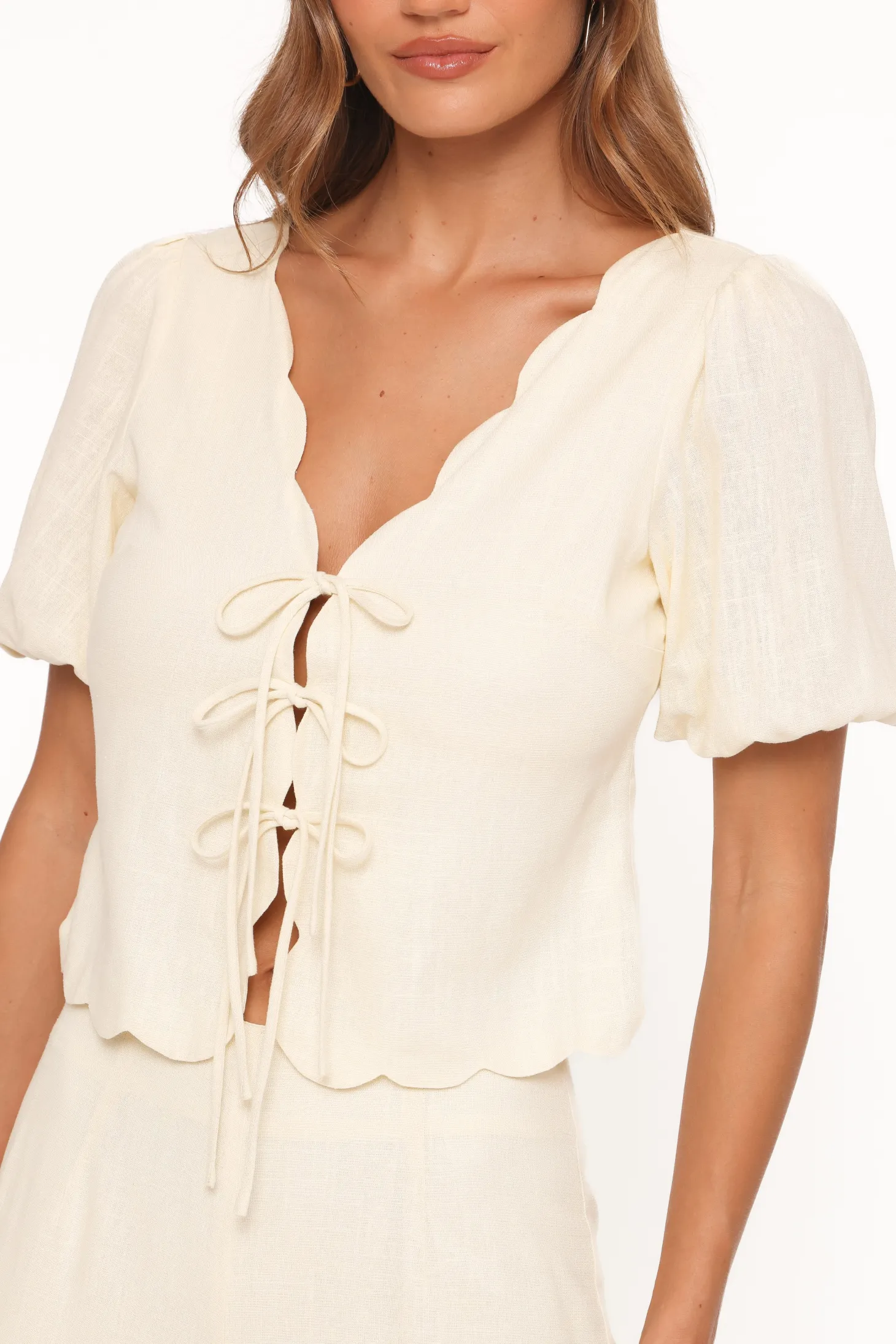 Jensen Scallop Hem Top