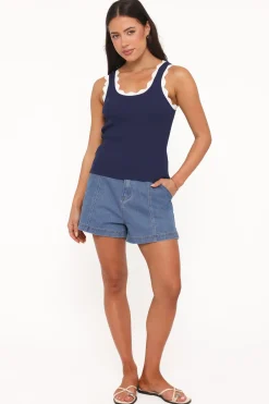Johnson Scalloped Trim Tank