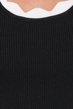 Johnson Scalloped Trim Tank