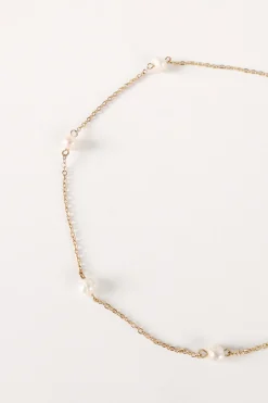 Kealy Pearl Necklace