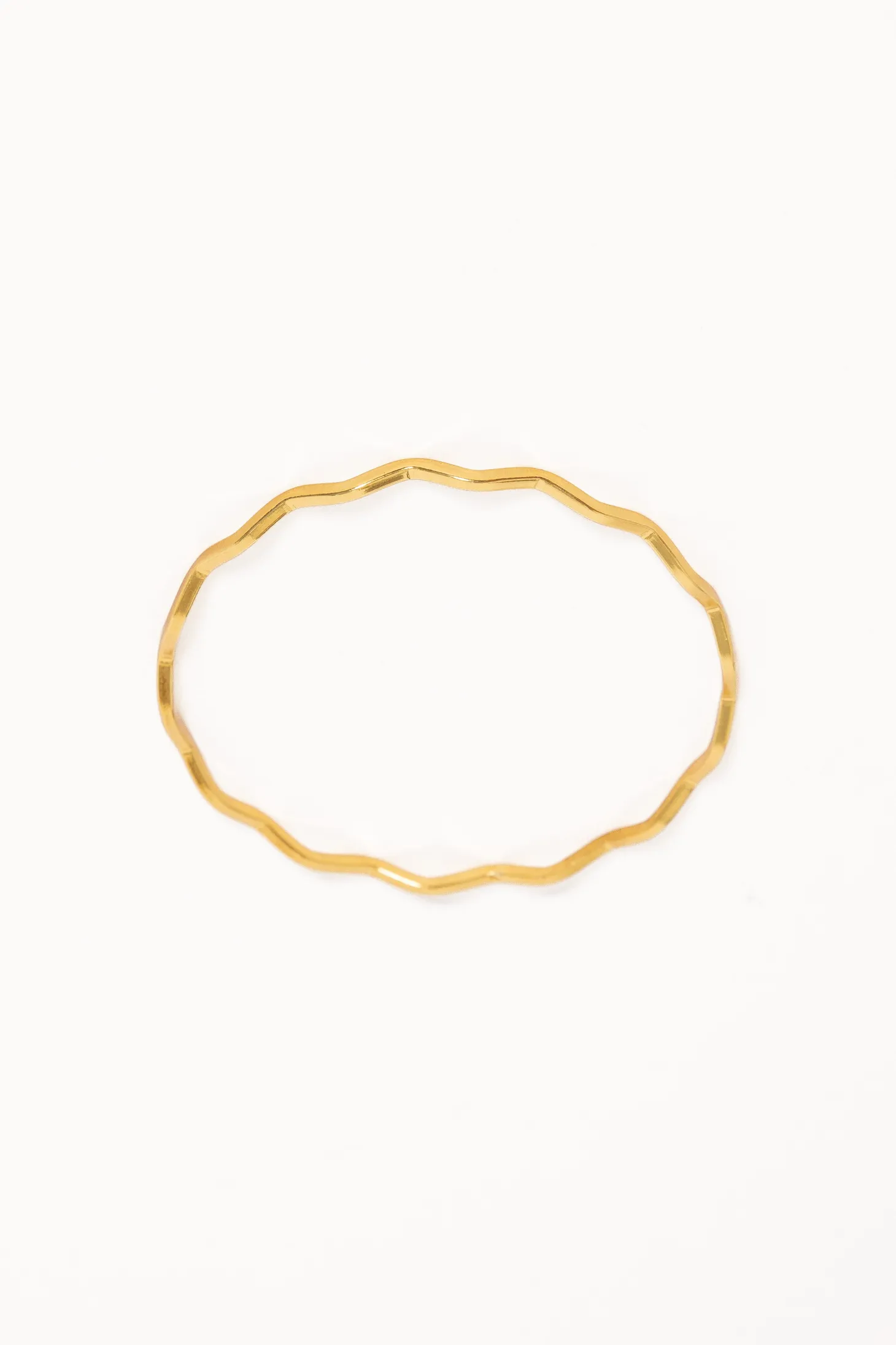 Layla Wave Bangle