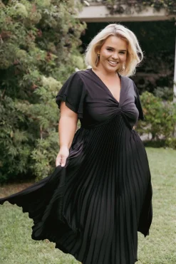 Nova Flutter Sleeve Midi Dress