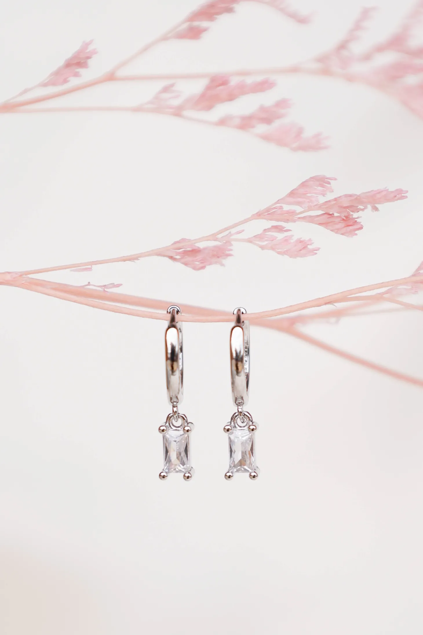 Sadie Drop Earrings