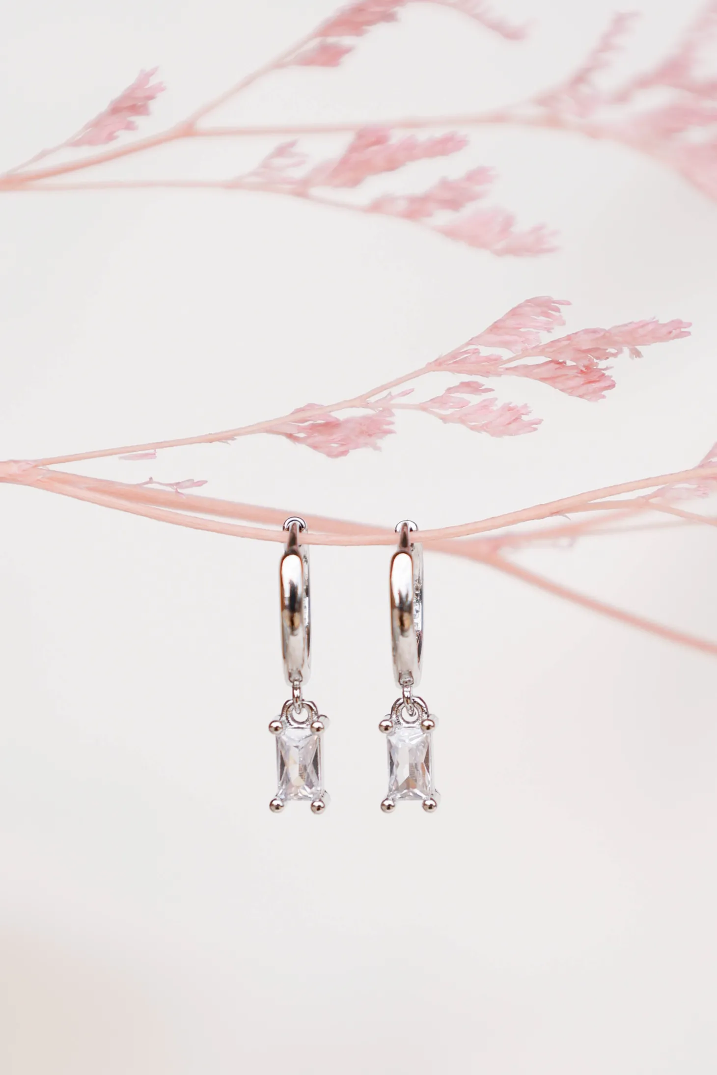 Sadie Drop Earrings