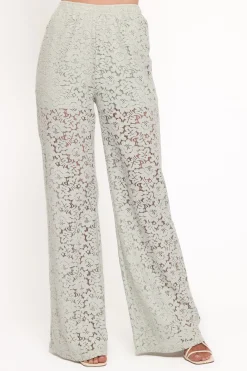 Sammy Embroidered Set