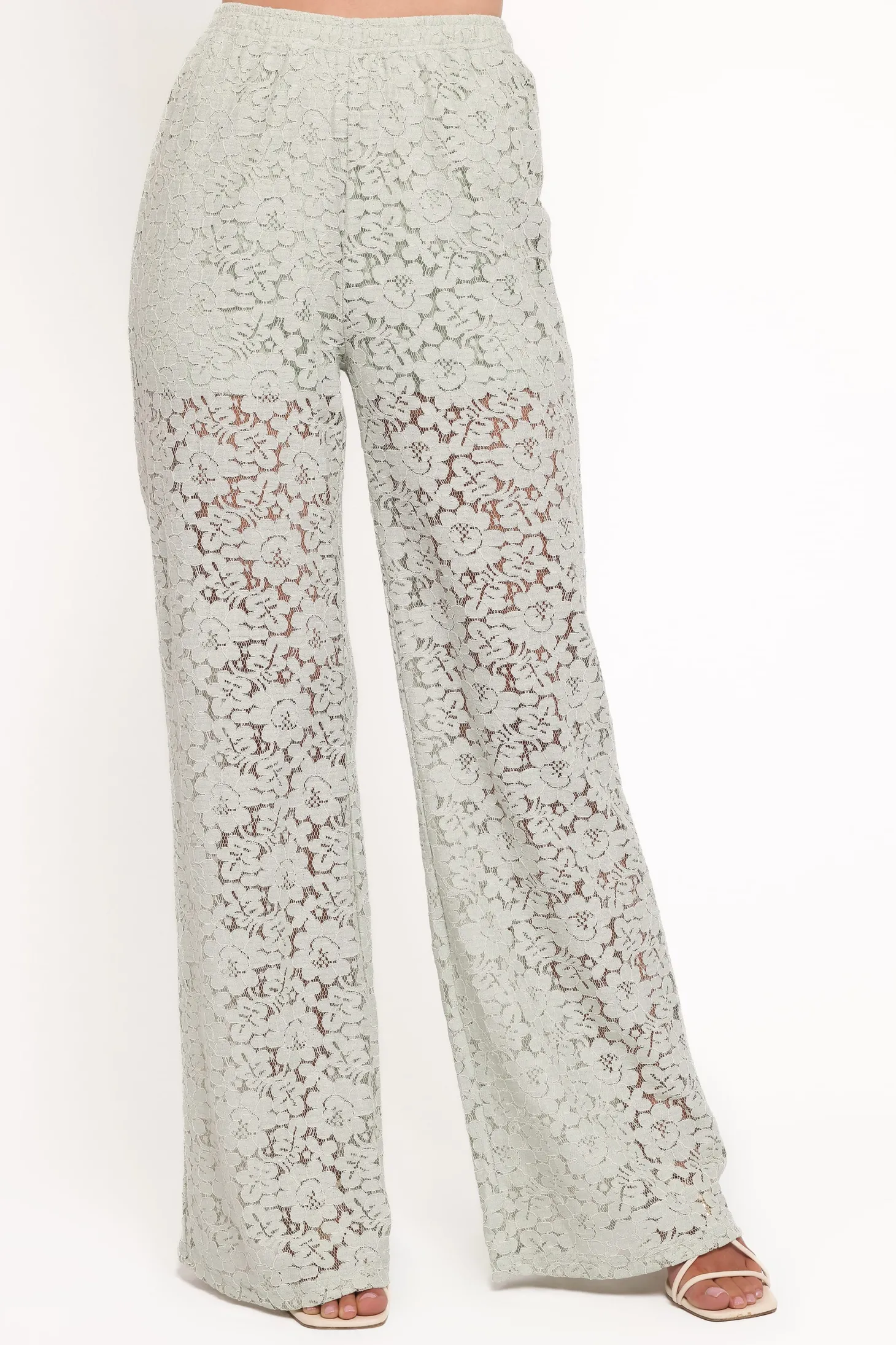 Sammy Embroidered Set