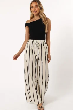 Silvia Pant