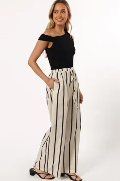 Silvia Pant