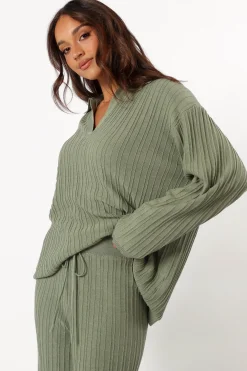 Sonole Cable Knit Sweater