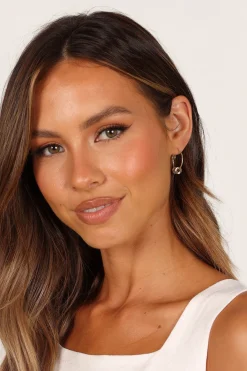 Sydney Delicate Hoop Earrings