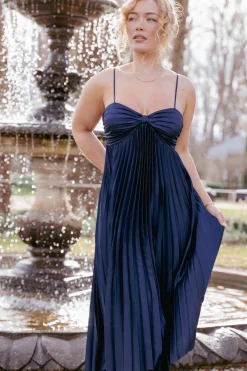 Vikki Dress