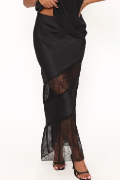 Winona Lace Maxi Skirt