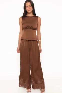 Wynn Top