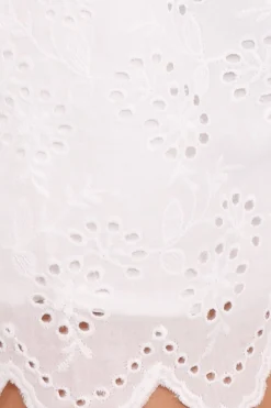 Zera Eyelet Scallop Shorts
